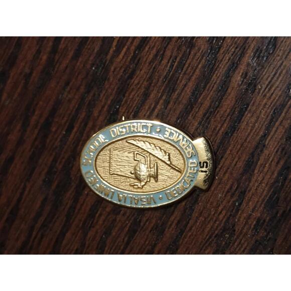 Jostens Jewelry - Visalia unified School district 15 years‎ of service pin